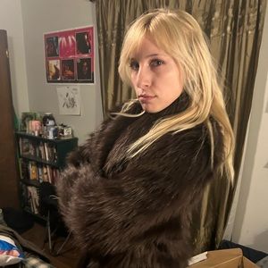 Meet your Posher, Alana